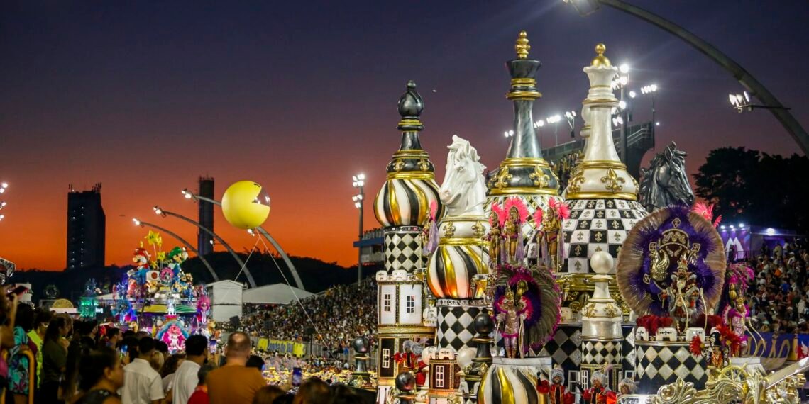 rosas-de-ouro-e-campea-do-carnaval-das-escolas-de-samba-de-sao-paulo