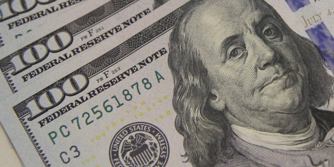 dolar-cai-para-r$-5,46-com-alivio-nas-tensoes-entre-eua-e-china
