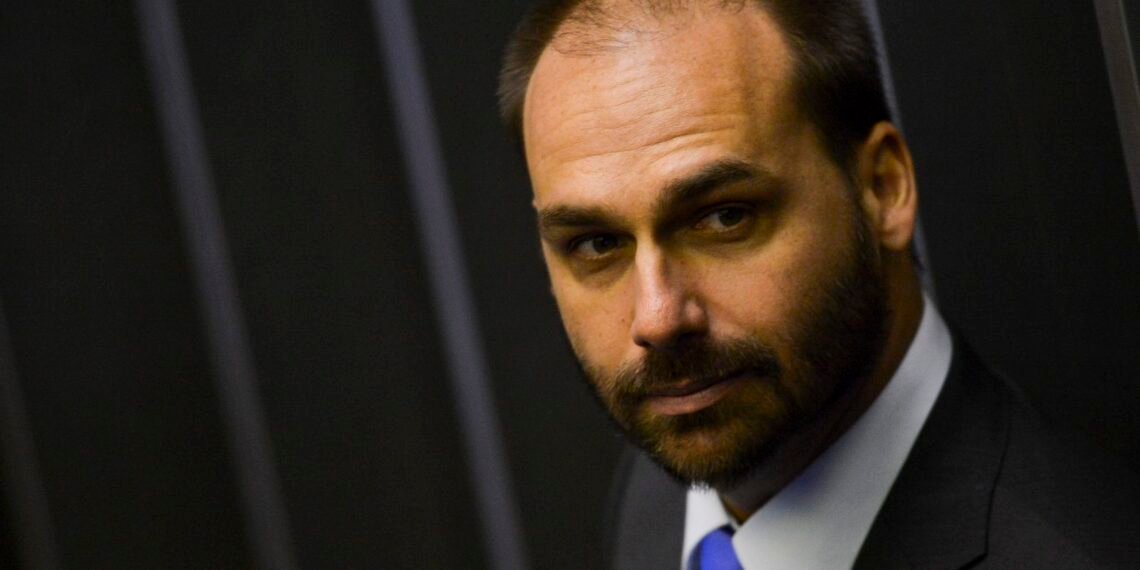 pgr-diz-que-deputados-nao-podem-pedir-prisao-de-eduardo-bolsonaro