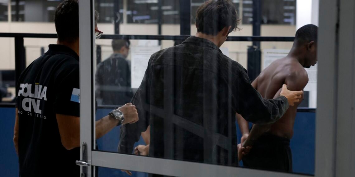 ministros-farao-reuniao-de-emergencia-com-castro-nesta-quarta-feira