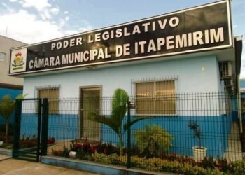 (R$ 1.700) Os servidores sim, mas vereadores? Prefeito Geninho de Itapemirim/ES sanciona lei de aumento de auxílio-alimentação