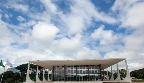stf-confirma-moraes,-dino-e-zanin-em-julgamento-de-bolsonaro